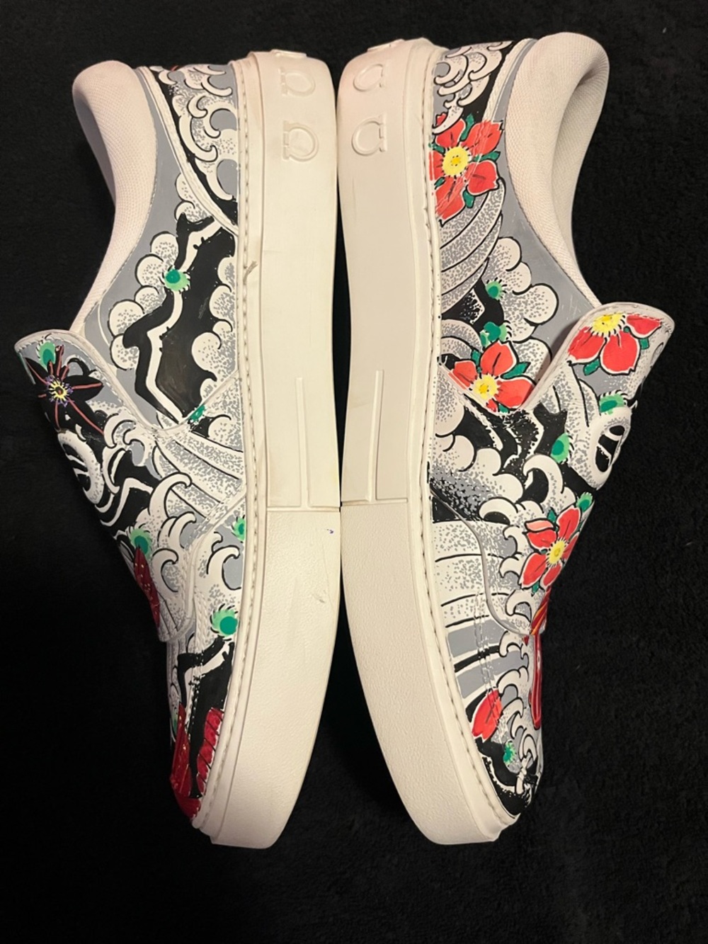 Salvatore Ferragamo/Damien Bart Custom Hand Painted Koi fish Sneakers 1/1 Sz 11 - Picture 2 of 5